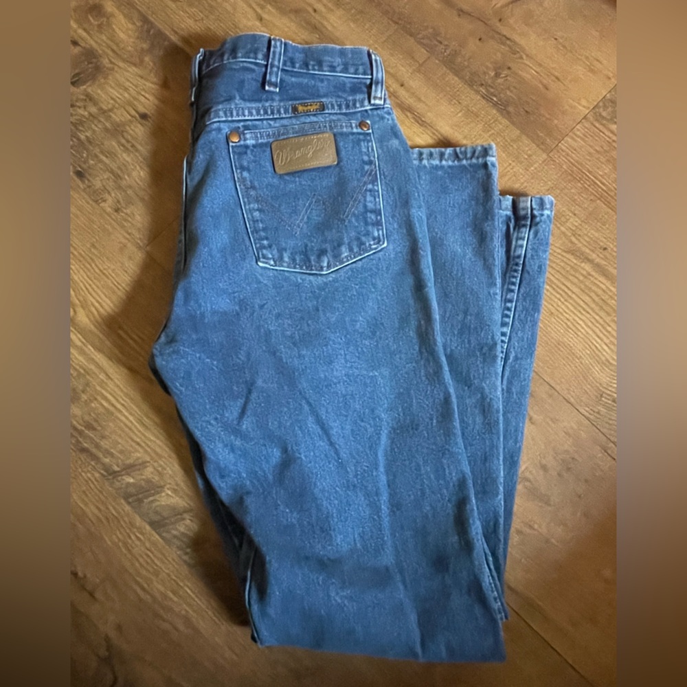 Vintage men’s wrangler jeans